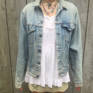 *RARE* Vintage Levi’s jean jacket